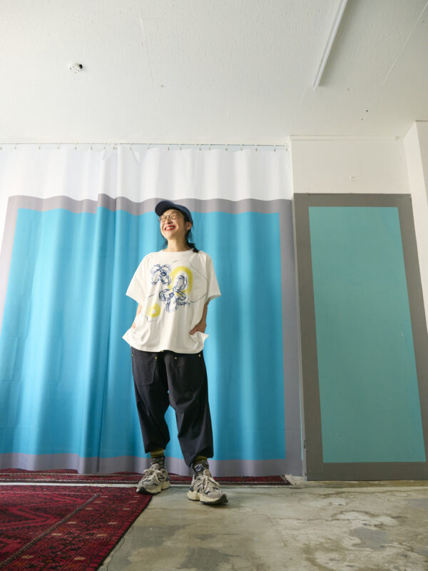 Handpainted Tee sizeF white [limited edition of 1 pieces Now in stock!] - 画像 (8)