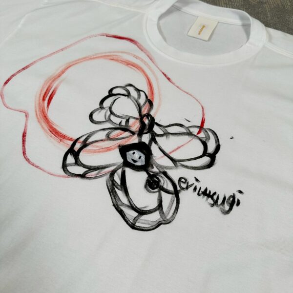 Handpainted Tee sizeF white [limited edition of 1 pieces Now in stock!] - 画像 (3)