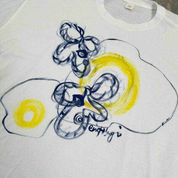Handpainted Tee sizeF white [limited edition of 1 pieces Now in stock!] - 画像 (3)