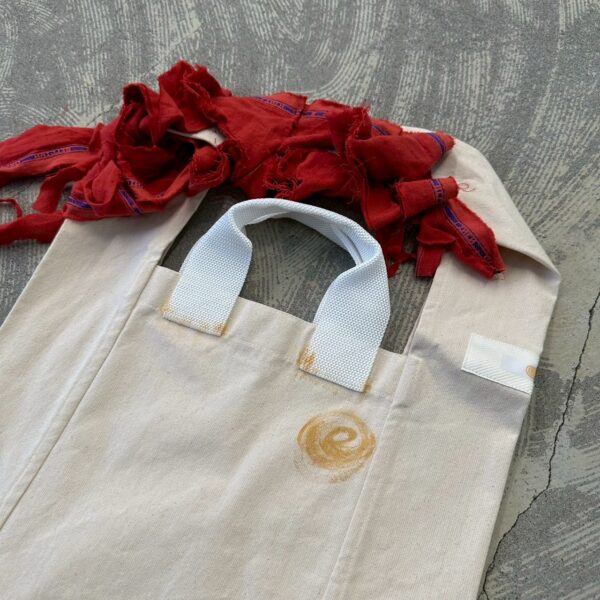Upcycled Bag Frilled Rose [limited edition of 1 pieces Now in stock!] - 画像 (4)